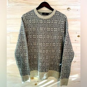 Stunning 100% Lambswool J.Crew Crewneck Sweater (Men’s, Medium-Tall) — So Soft!